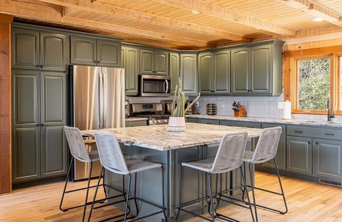 Laurel Ridge House | Black Mountain Retreat: Newly Renovated Luxury, Game Room, VIEWS, Hot Tub