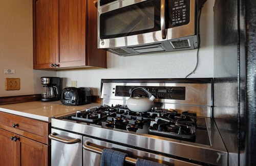 Seabright House | Black Pearl Cottage – Classic Seabright Charm Near the Beach