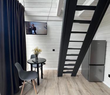 Yaremche Ski Chalet | Black Pepper