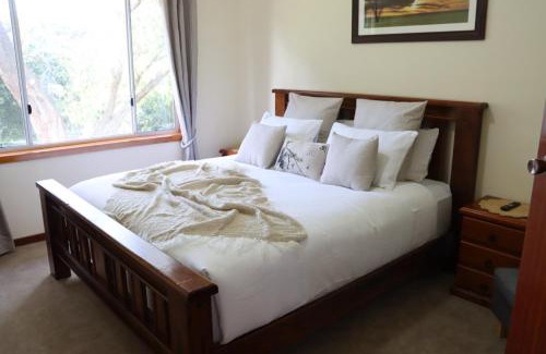 Camperdown House | Black Rock Cottage
