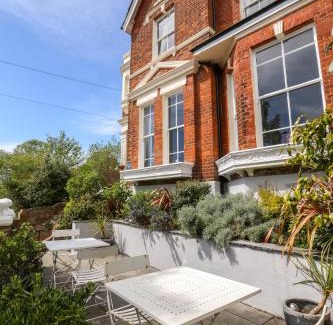 Hastings House | Black Rock House