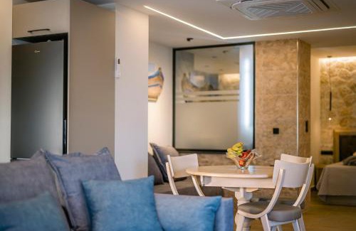 Agios Gordios House | Black Rocks Luxury Seafront Beach Suite