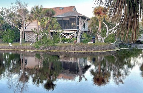 Gulf Pines House | Black Skimmer Home - Sanibel Island