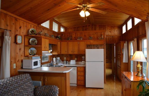 Tilghman Bed & Breakfast | Black Walnut Point Inn