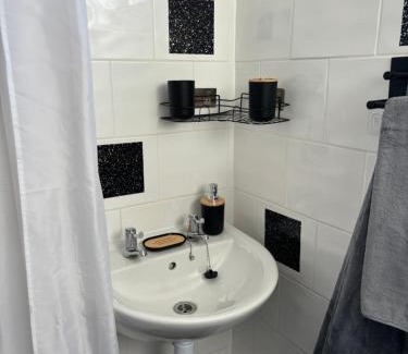 Mablethorpe Ski Chalet | Blackamores chalet