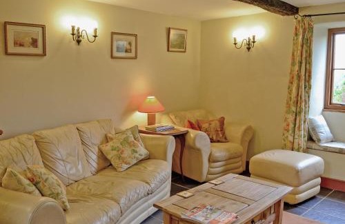Stoke Abbott House | Blackberie Cottage - E2389