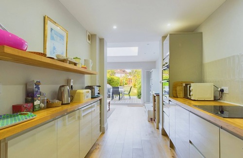 Bembridge Ski Chalet | Blackberry Cottage
