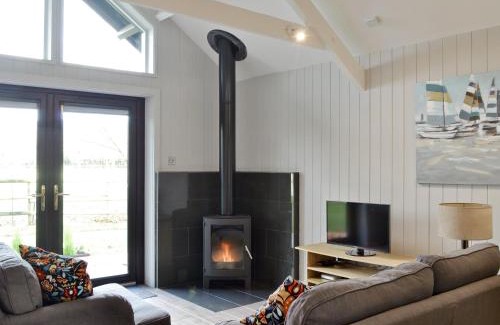 Cheddar House | Blackberry Lodge