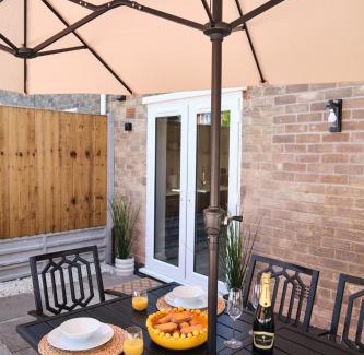 Loughborough House | Blackbrook House
