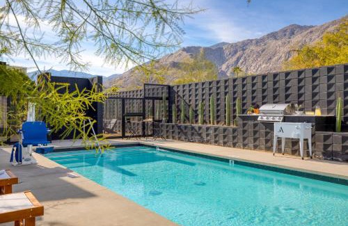 Downtown Palm Springs Hotel | Blackhaus Full Buyout by AvantStay 16-Room Hotel