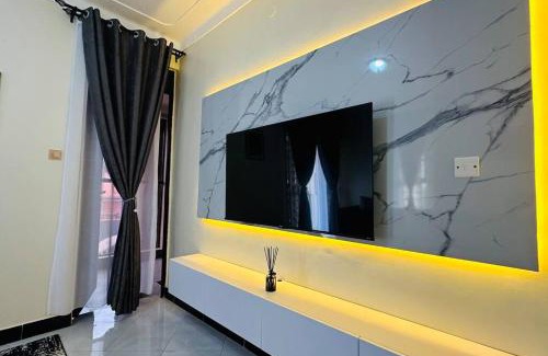 Bukoto Apartment | BlackOak Luxury Home B07 Kiwatule 1BR