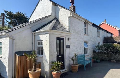 Crantock House | Blacksmiths Cottage