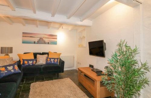 Crantock House | Blacksmiths Cottage
