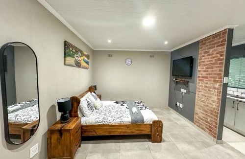 Trawal Apartment | Blade Flatlet 2