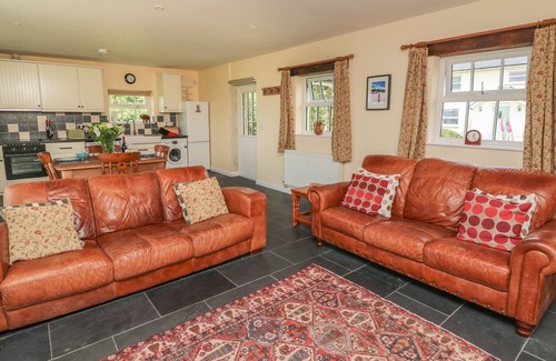 Carmarthen Cottage | Blaenffynnon Bach