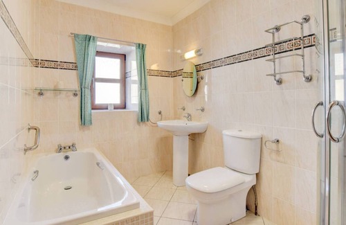 Aberystwyth House | Blaenilar in Aberystwyth