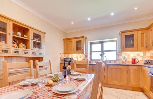 Aberystwyth House | Blaenlli in Aberystwyth