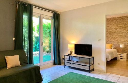 Blagnac Apartment | Blagnac : appartement T2 avec jardin, parking et climatisation