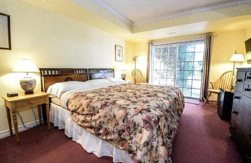 Old Town Historic District Bed & Breakfast | Blairpen House Country Inn