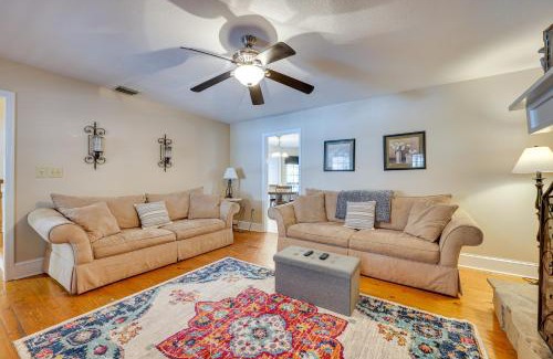 Blairsville House | Blairsville Cabin with Hot Tub on Nottely Lake!