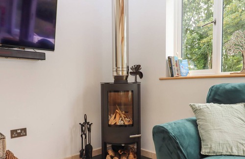 Pelynt Cottage | BLAKE COTTAGE, pet friendly, character holiday cottage in Pelynt
