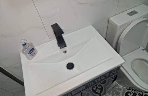 South Hornchurch House | Blake Rainham Homestay