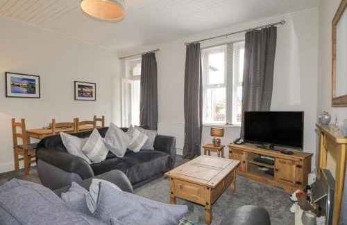 Marybank House | Blantyre Cottage