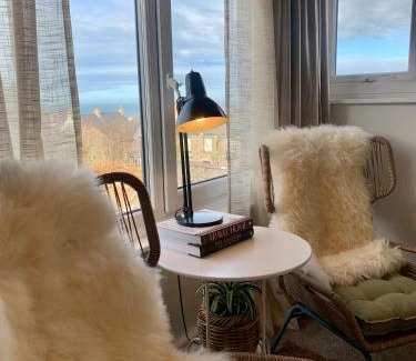 Newport Bed & Breakfast | Blas at Fronlas Café - The heart of Newport