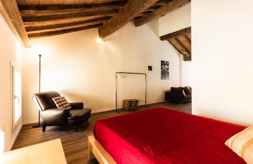 Reggio nell'Emilia Apartment | Blasmatorti Suite