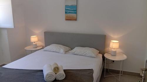 Montenegro House | BLife Montya private rooms