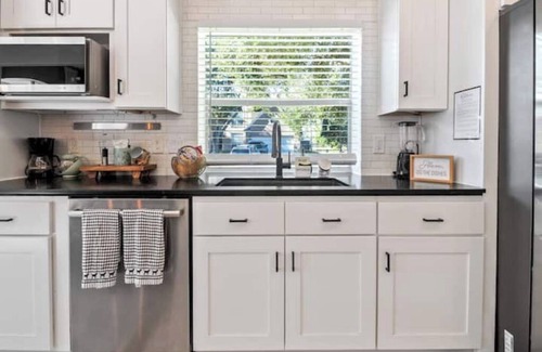 Clodine House | Bliss 1 Story Home W Hot Tub in Houston Katy,Richmond Area