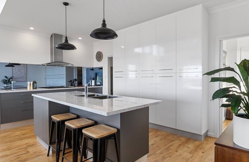 Normanville House | Bliss on Birkdale - 39A Birkdale Street, Normanville