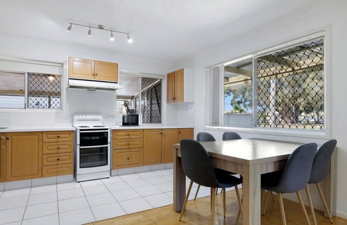 Runaway Bay House | Bliss on the Bay - A delightful and comfortable single-storey house