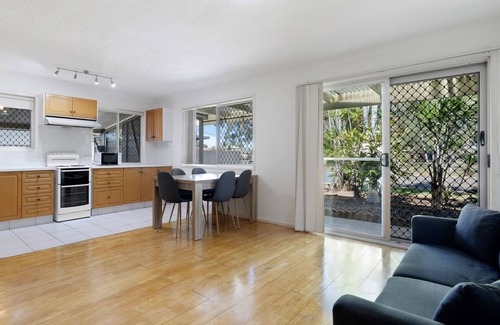Runaway Bay House | Bliss on the Bay - A delightful and comfortable single-storey house