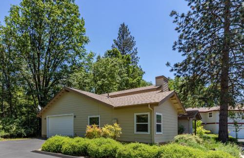 Bass Lake House | Bliss Too at Bass Lake