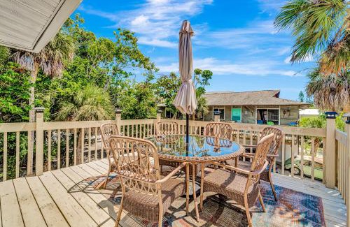 Englewood House | Blissful Beach Retreat B