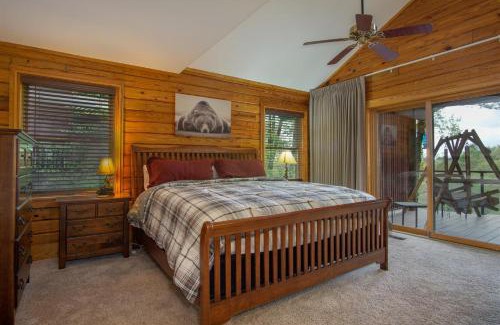 Brevard House | Blissful Bears Mountain