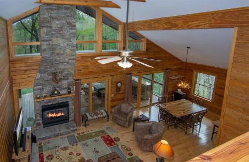 Brevard House | Blissful Bears Mountain