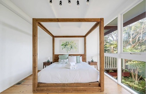 Beacon Hill House | Blissful Bushland Spa Retreat