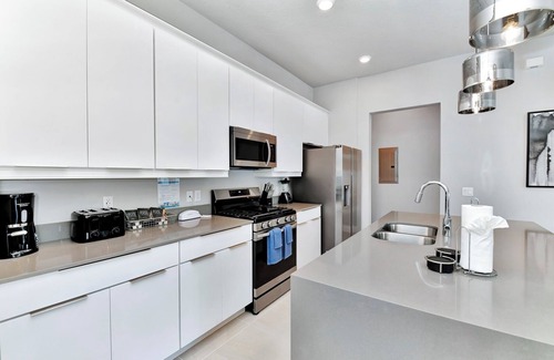 Reunion Hotel | Blissful Condo Retreat near Disney with Resort & Waterpark Access - B35-102