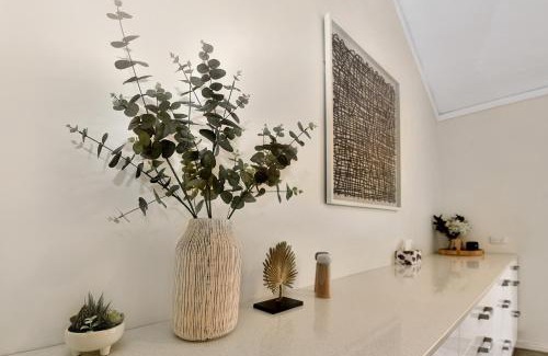 Silver Sands House | Blissful Silver Sands Retreat - Aldinga Beach - C21 SouthCoast Holidays