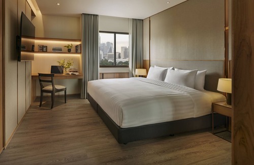 Chidlom Hotel | Bliston Suwan Park View