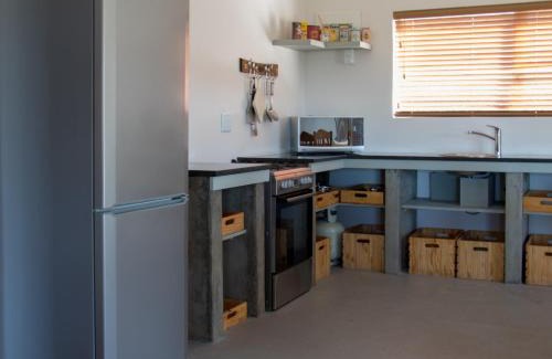 Gansbaai Ski Chalet | Blombos Self-Catering House