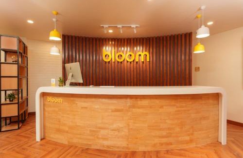 Barakhamba Hotel | Bloom Boutique - Connaught Place Area