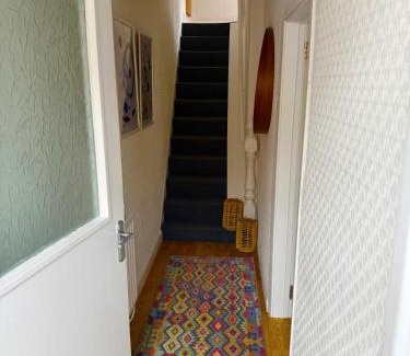 Belfast House | Bloom19 Traditional Belfast Entire House 10 mins from City Centre