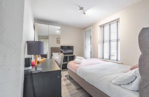 Lancaster House | Bloomfield 2
