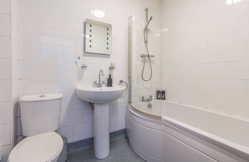 Lancaster House | Bloomfield 6