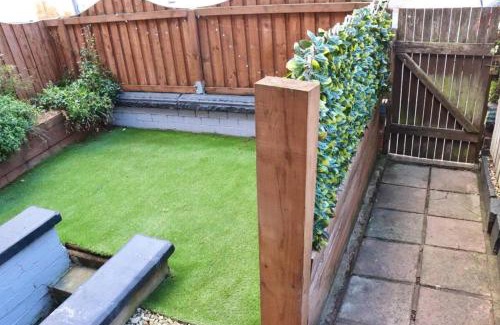 Holbeck Apartment | Blooming 2 bedroom Property