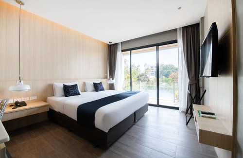 Pratumnak Hill Hotel | Blooming Hill Boutique Suites