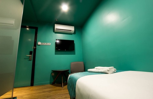Bandar Puteri Puchong Hotel | Bloommaze Boutique Hotel